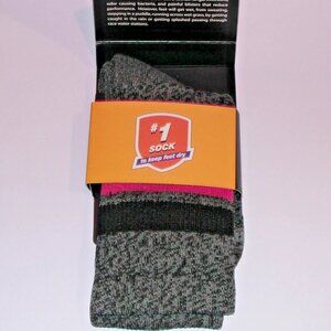 Drymax Running Lite-Mesh Crew Socks Women's Small 5 - 7 Graphite/Pink/Black